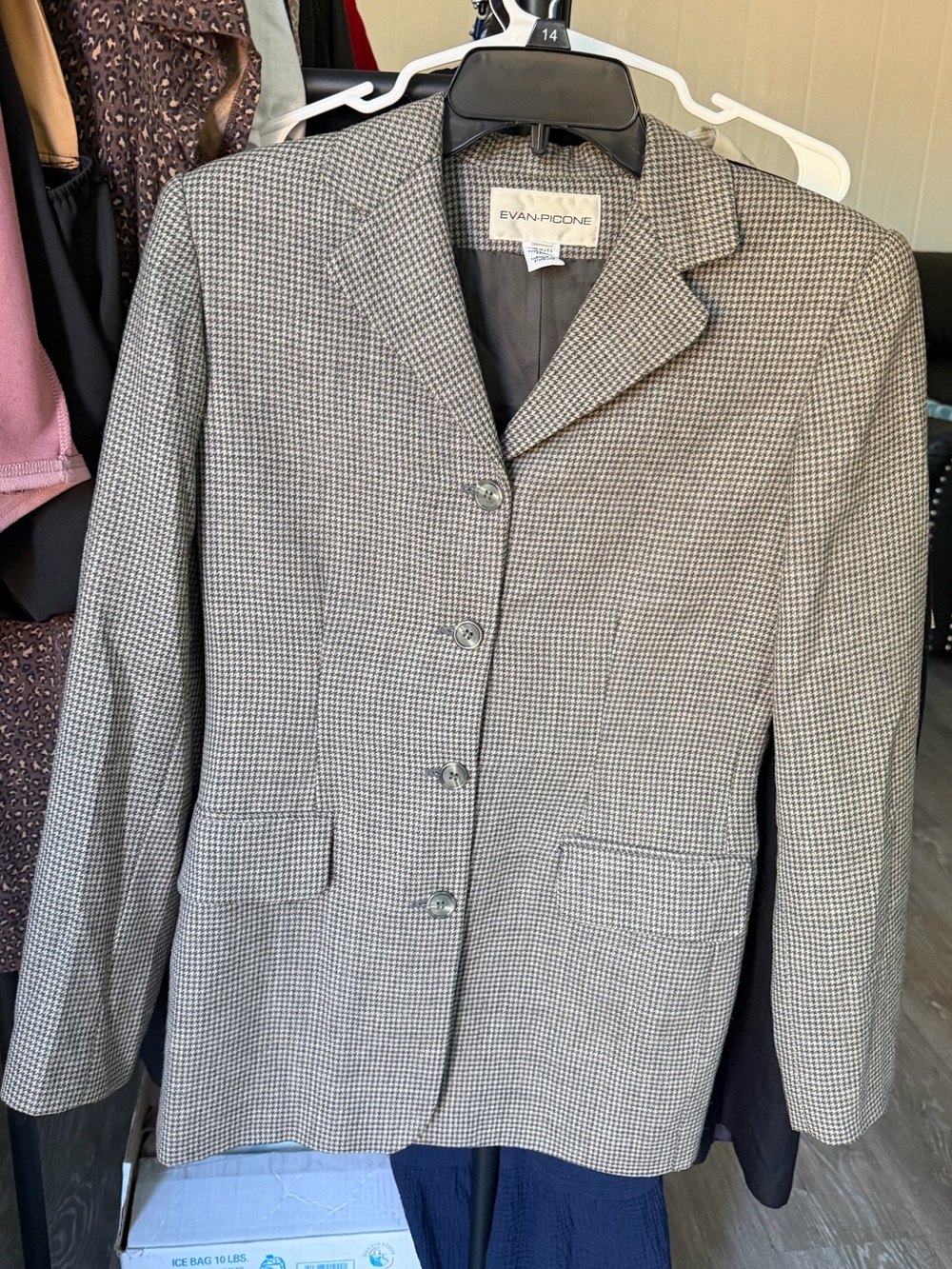 Evan Picone Black and White Houndstooth Blazer